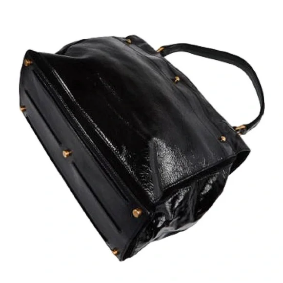 YVES SAINT LAURENT
Black Patent Leather/Suede Muse Two Bag - Picture 3 of 16